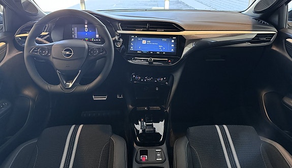 Opel Corsa 14 of 15