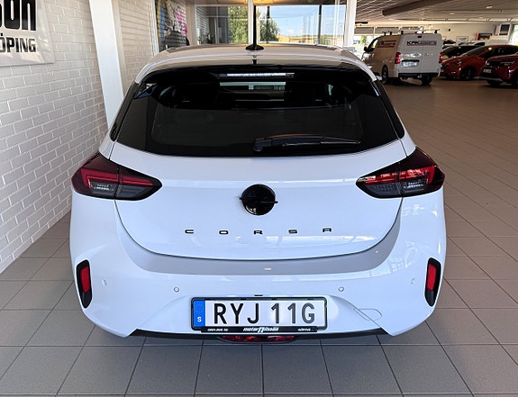 Opel Corsa 4 of 15