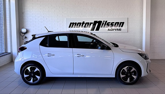 Opel Corsa 2 of 15