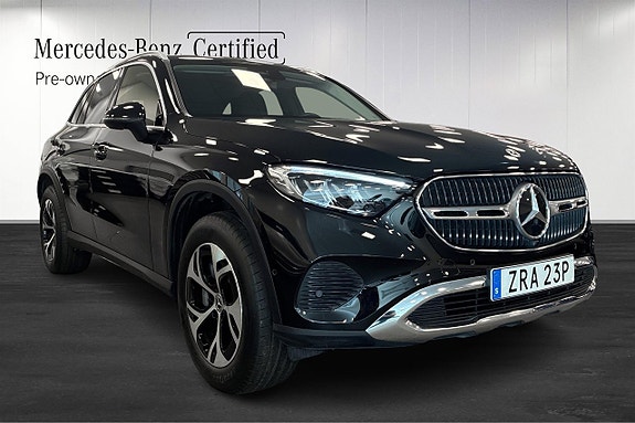 Mercedes-Benz GLC300 e 2 of 24