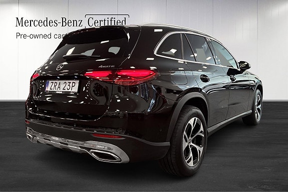 Mercedes-Benz GLC300 e 3 of 24
