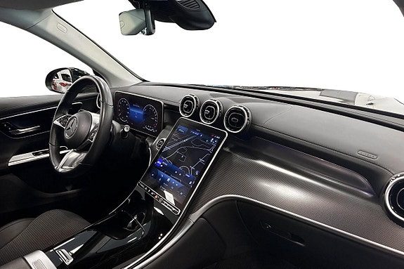 Mercedes-Benz GLC300 e 11 of 24
