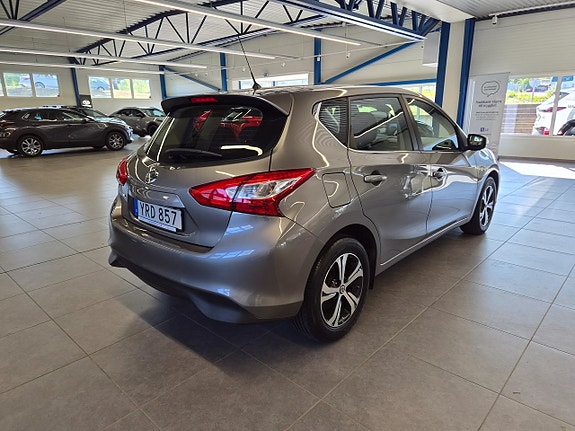 Nissan Pulsar 4 of 14