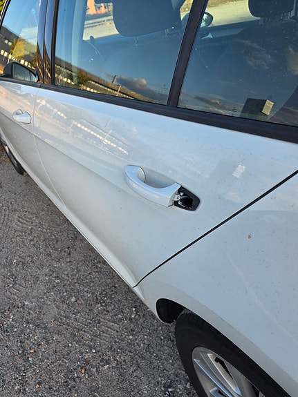 Volkswagen Golf VII 4 of 5