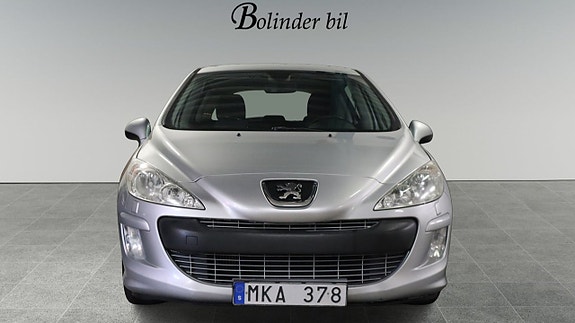 Peugeot 308 2 of 20