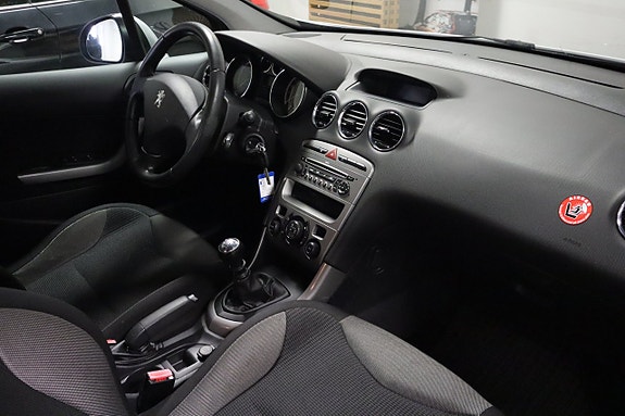 Peugeot 308 12 of 20