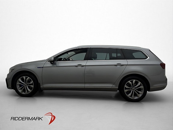 Volkswagen Passat 5 of 30