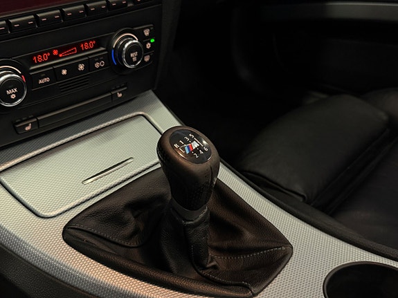 BMW 330d 24 of 25