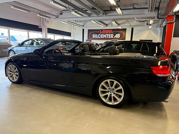 BMW 330d 9 of 25