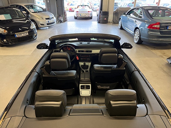 BMW 330d 22 of 25
