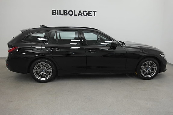BMW 330e 4 of 21