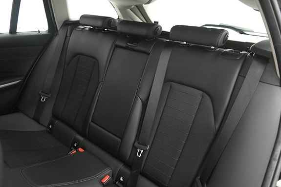 BMW 330e 15 of 21