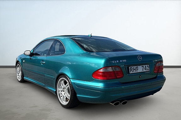 Mercedes-Benz CLK430 4 of 22