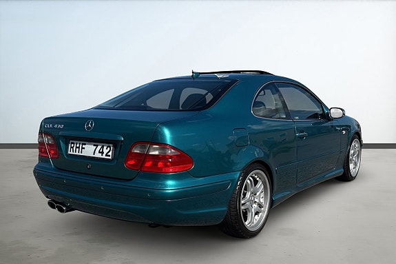 Mercedes-Benz CLK430 6 of 22
