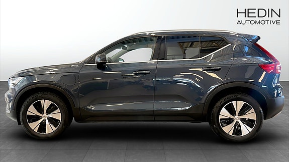 Volvo XC40 6 of 11
