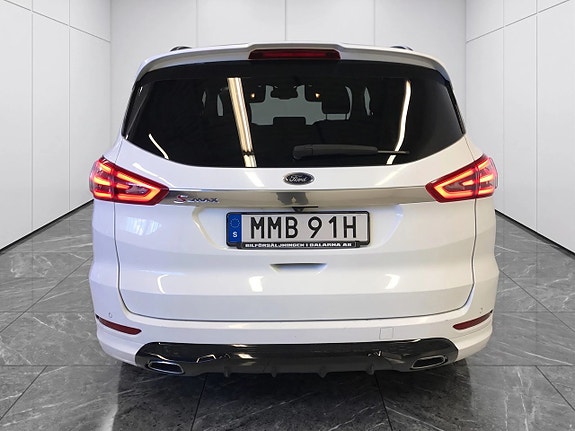 Ford S-MAX 4 of 27