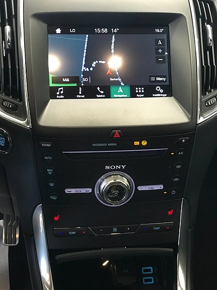 Ford S-MAX 14 of 27