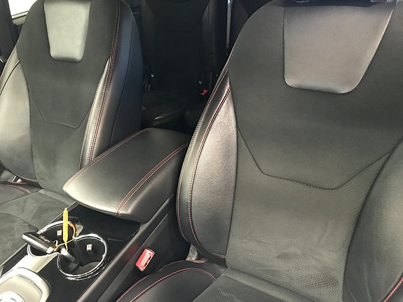 Ford S-MAX 23 of 27