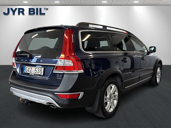 Volvo XC70 3 of 28