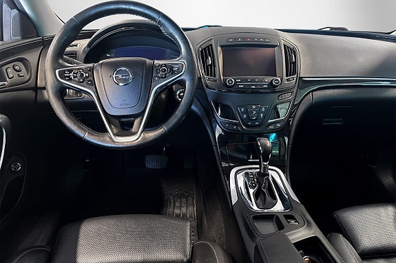 Opel Insignia 7 of 17