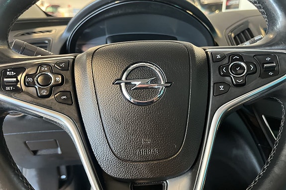 Opel Insignia 17 of 17