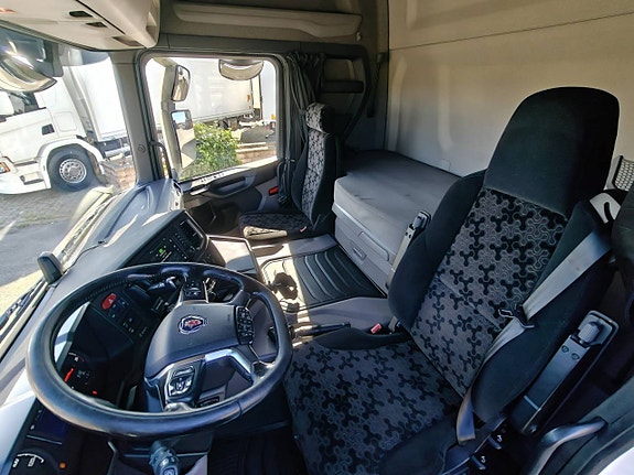 Scania G410 6x2*4 Skåpbil (21 Pallars) 7 of 7