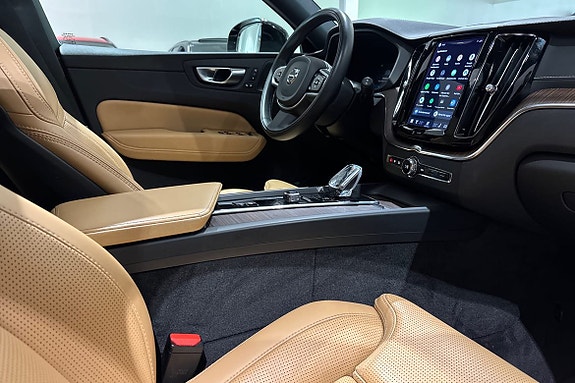 Volvo XC60 20 of 23