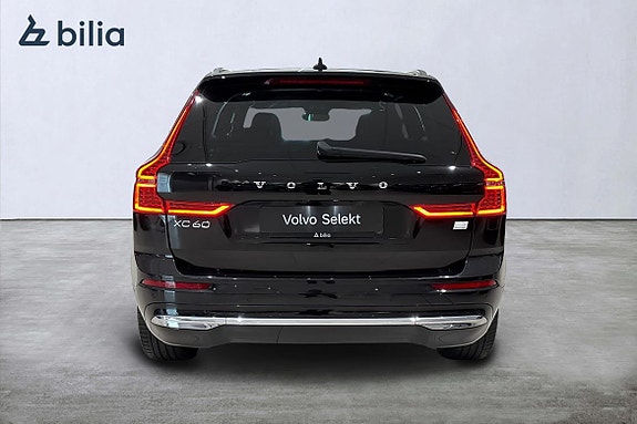 Volvo XC60 5 of 23