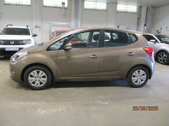 Hyundai ix20 2 of 5