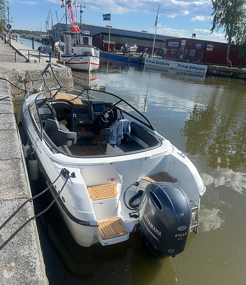 Yamarin 65 DC 2021 med Yamaha F150 från 2023 – välutrustad 4 of 7
