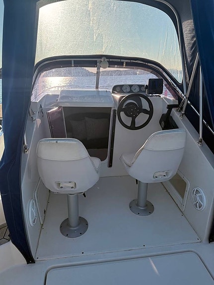 Galia 660 WA 2004 + Evinrude 135hk 2003 1 ägare 11 of 11