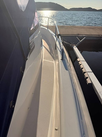 Galia 660 WA 2004 + Evinrude 135hk 2003 1 ägare 8 of 11