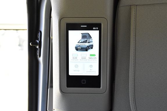 Volkswagen California 25 of 30