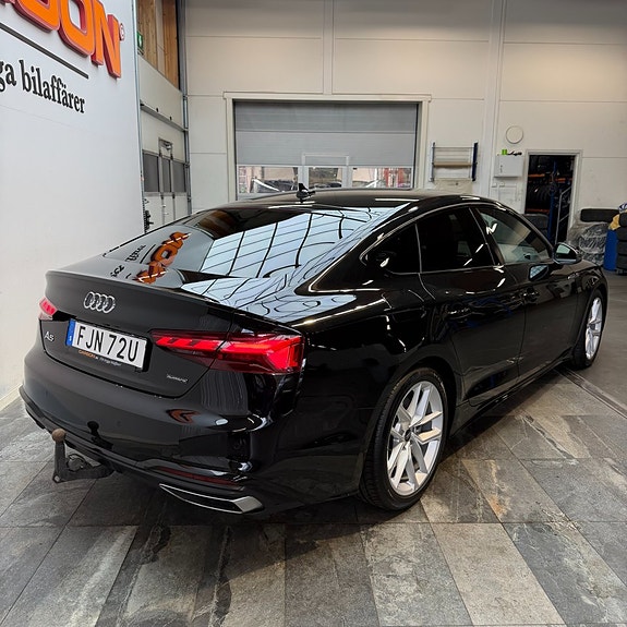 Audi A5 4 of 13