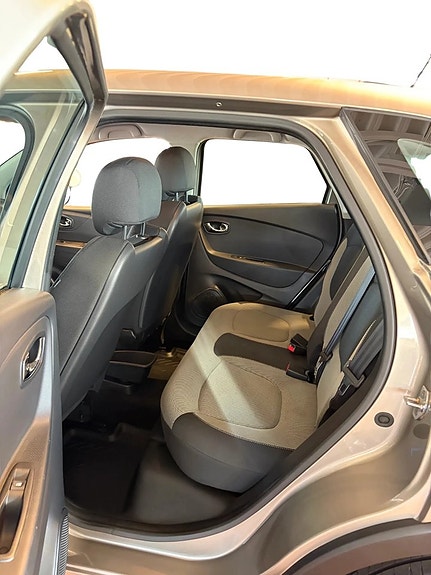 Renault Captur 8 of 10