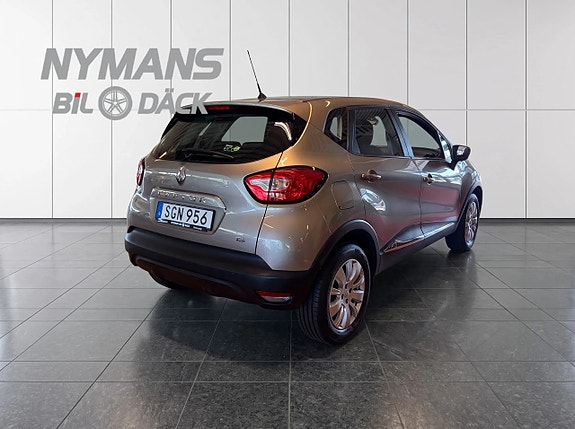 Renault Captur 3 of 10
