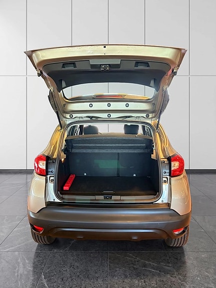 Renault Captur 9 of 10