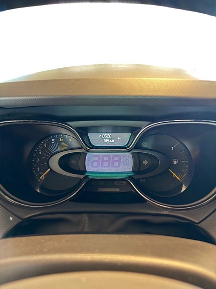Renault Captur 10 of 10