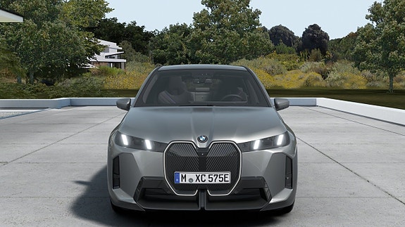 BMW iX 3 of 13