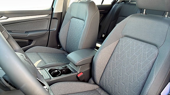 Volkswagen Golf I 8 of 12