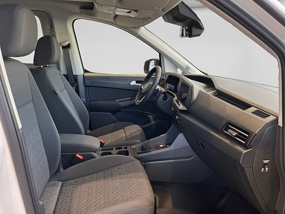 Volkswagen Caddy Maxi 11 of 17