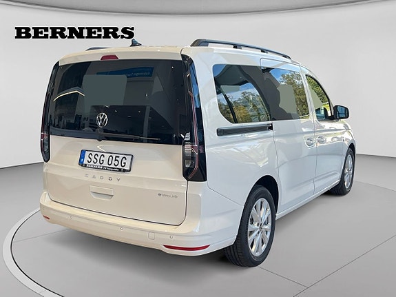 Volkswagen Caddy Maxi 5 of 17