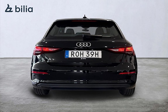Audi A3 4 of 22