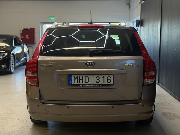 Kia Ceed 22 of 23