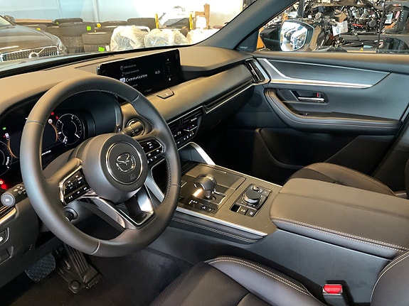 Mazda CX-60 7 of 15