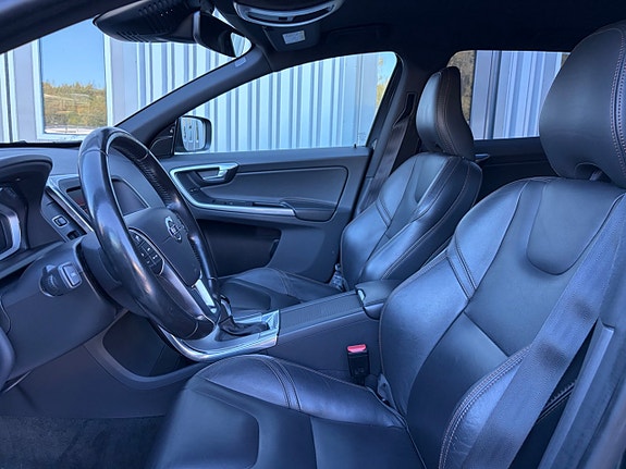 Volvo XC60 18 of 20