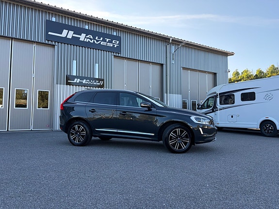 Volvo XC60 2 of 20