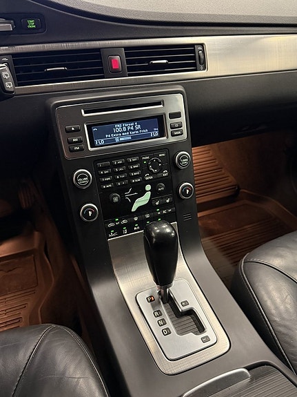 Volvo V70 10 of 20