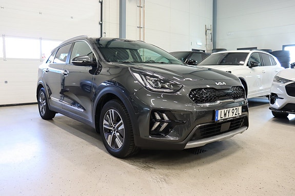 Kia Niro 2 of 26