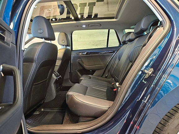 Skoda Superb 8 of 23